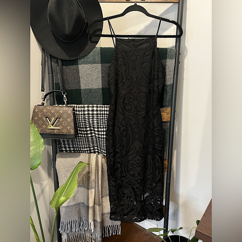 Black Dress - Gently Used